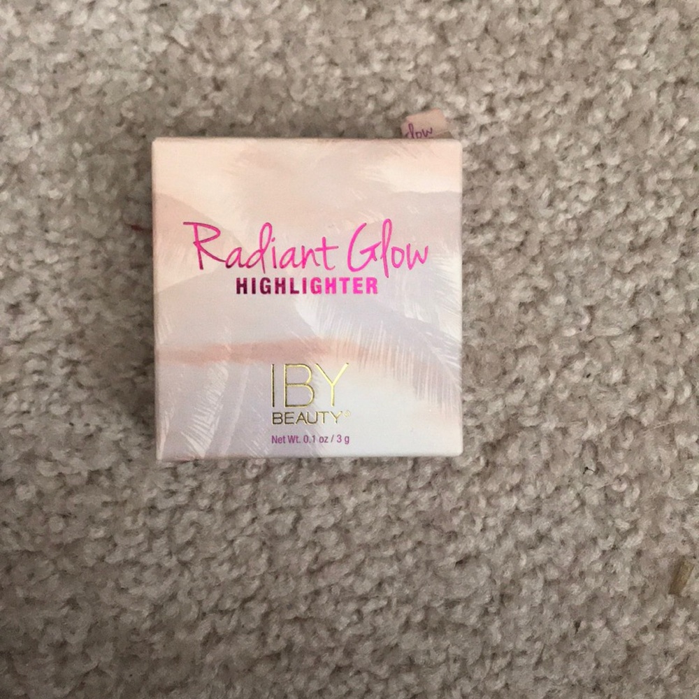 Radiant glow highlighter